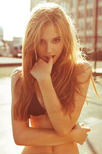 高级贵妇交换俱乐部